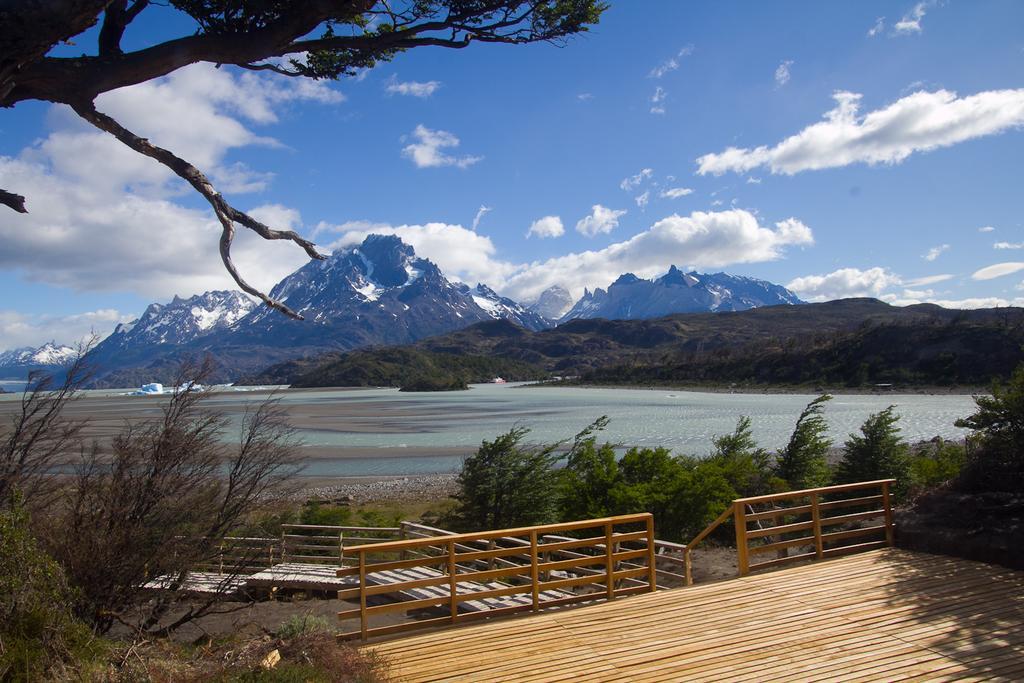 Hotel Lago Grey Torres del Paine National Park Exterior photo